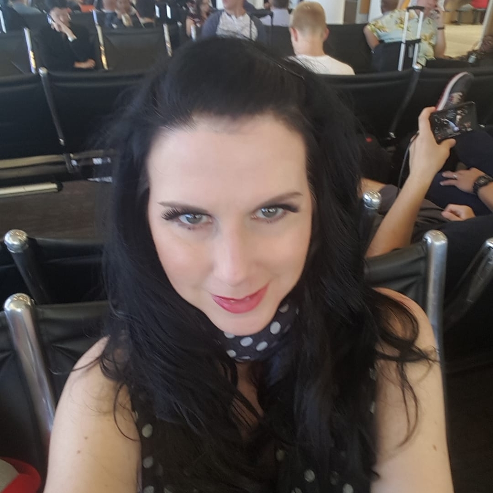 Meet your Posher, Sara